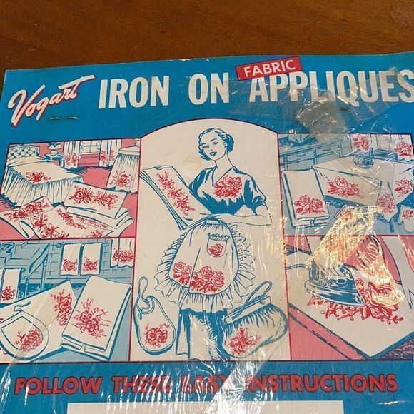 Vtg 1953 Vogart 2 large roses iron on fabric appliqués - Picture 5 of 6
